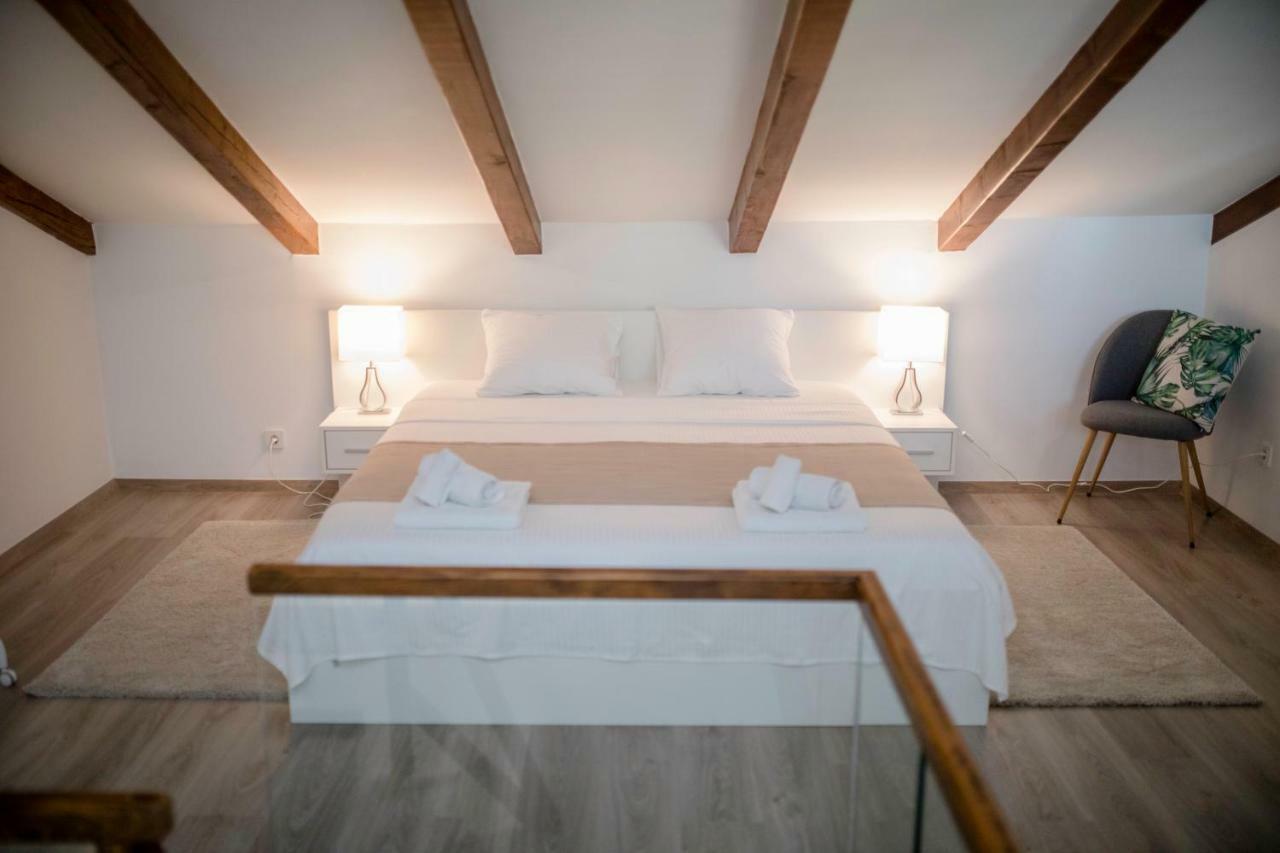 Bella Villa Banjol
